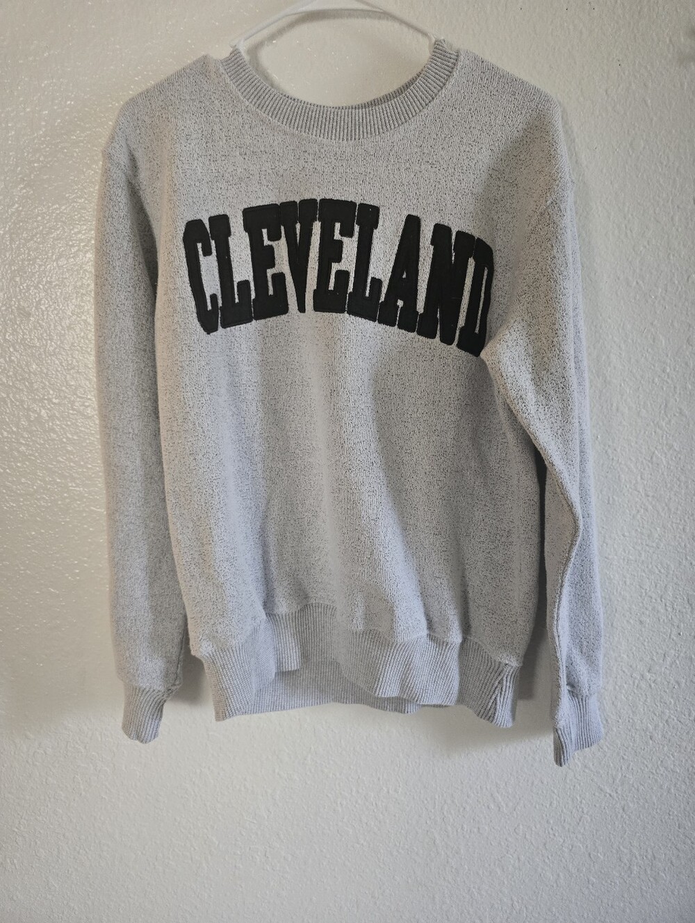 NewYork Popular BrandCleveland Crewneck Sweatshirt  in Light Gray Sz Med